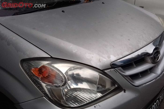 cat mobil, cat mobil bekas, dempul bodi mobil, Cat mobil berjamur, cat mobil bentol, Mobil Nggak Dempul Tapi Bergelombang Setelah Dicat? Ini Peyebabnya