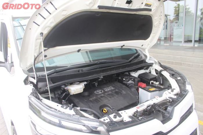 mudik, rest area, kap mesin, Buka Kap Mesin, Buka Kap Mesin Mobil Saat Istirahat Di Rest Area, Apakah Perlu?