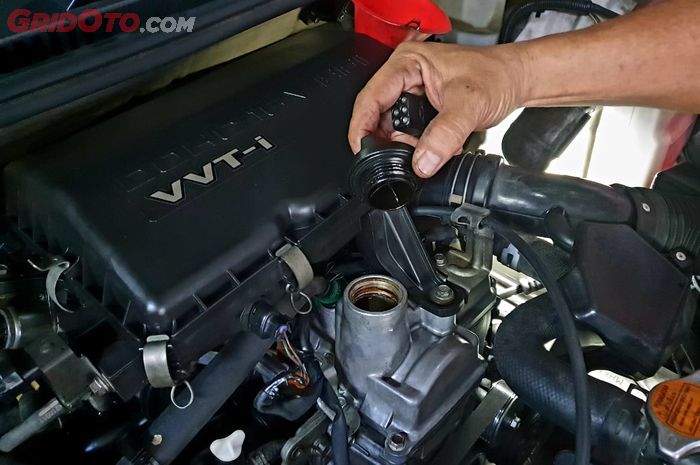mobil bekas, penyebab mesin lemot, penyebab mesin mobil lemot, mesin mobil lemot, kenapa mesin mobil lemot, Ini Penyebab Tarikan Mesin Mobil Lemot, Komponen Ini Kotor