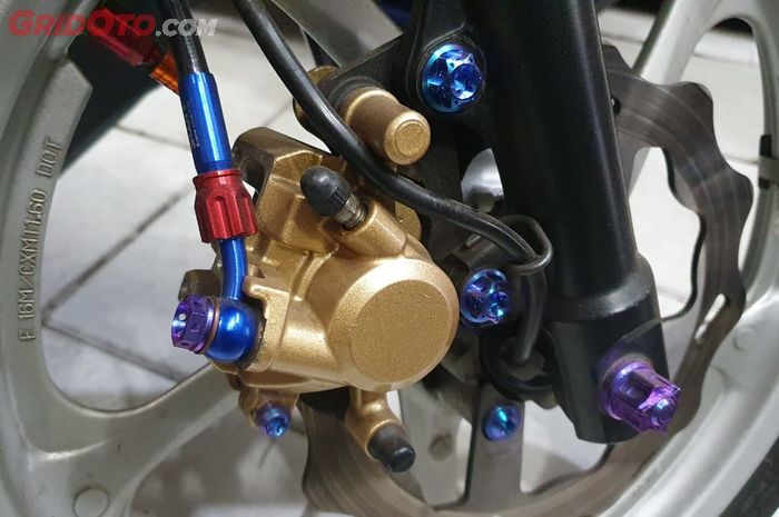 baut, baut titanium, baut motor, baut titanium palsu, baut titanium asli, Biar Nggak Ketipu, Ini Cara Mudah Bedakan Baut Titanium Asli Atau Palsu