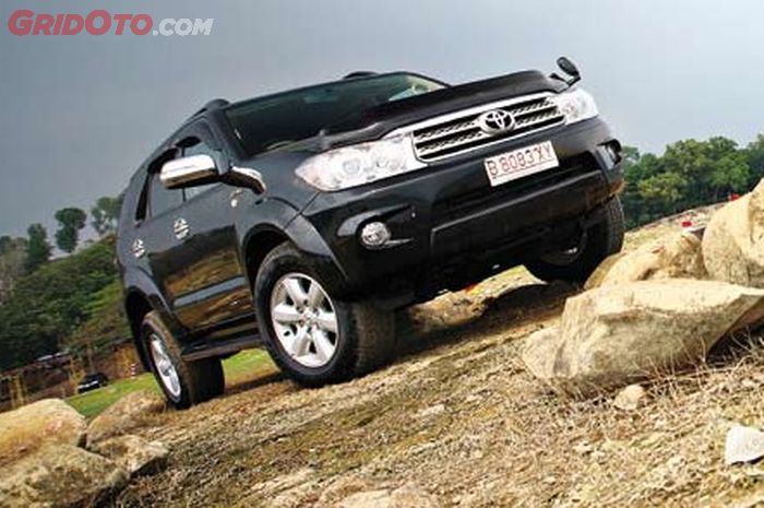 fortuner bekas, toyota fortuner bekas, harga mobil bekas Toyota Fortuner, mobil bekas fortuner, Body Bongsor, Mobil Bekas Toyota Fortuner Pasca Lebaran Harganya Segini