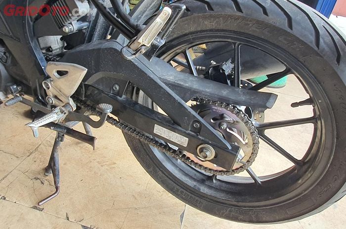 rantai motor, motor bekas, potong rantai motor, kenapa rantai tidak boleh dipotong, rantai motor jangan dipotong, Ternyata Ini Sebabnya Rantai Motor Bekas Yang Kendur Jangan Dipotong