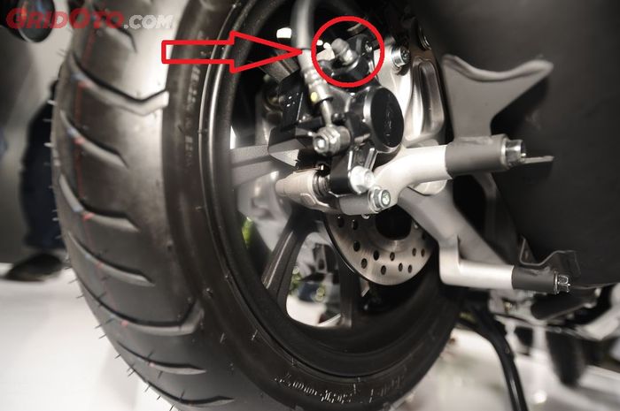 servis rem, kaliper rem, rem motor keras, nepel rem, rem motor blong, Rem Keras Bahkan Blong Bisa Diobati Komponen Kecil di Kaliper Rem Ini