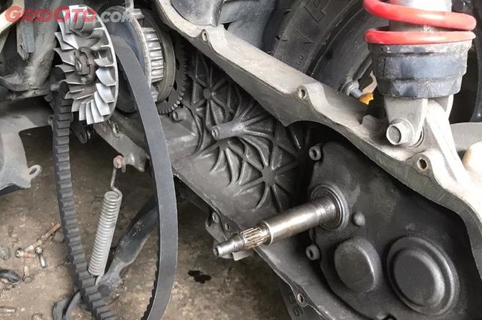 motor matic, cvt motor matic, cvt yamaha mio, penyebab cvt yamaha mio ada suara tikus, apa penyebab cvt yamaha mio ada suara tikus, kenapa cvt yamaha mio ada suara tikus, Ternyata Ini Penyebab Ada Suara Tikus di Bagian CVT Yamaha Mio