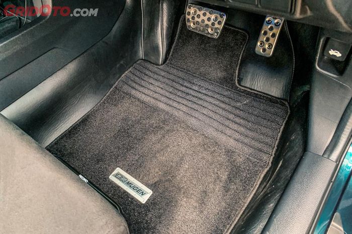 mobil bekas, karpet mobil, risiko karpet mobil jarang dibersihkan, risiko karpet jarang dibersihkan, risiko karpet nggak pernah dibersihkan, risiko karpet mobil dibiarkan kotor, Risiko Karpet Mobil Jarang Dibersihkan, Bisa Sebabkan Masalah Ini