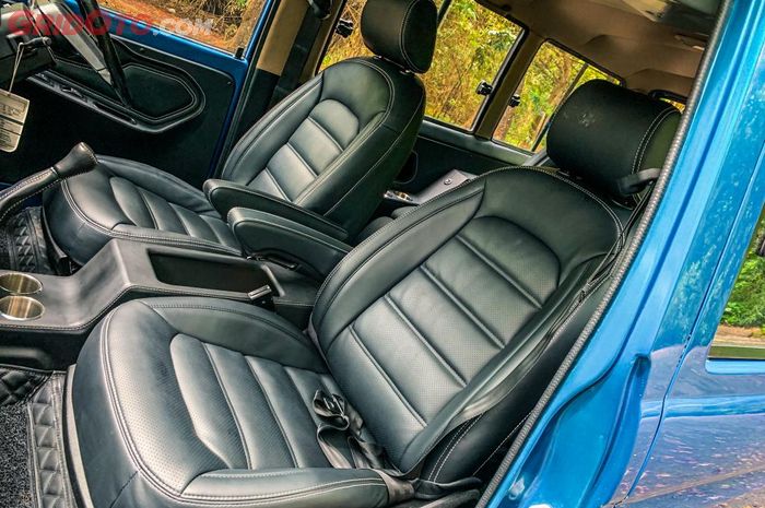 anti air, jok mobil, jok custom, Jok bahan kain, Pentingkah Lapisan Anti Air di Jok Mobil? Simak Penjelasan Berikut Ini
