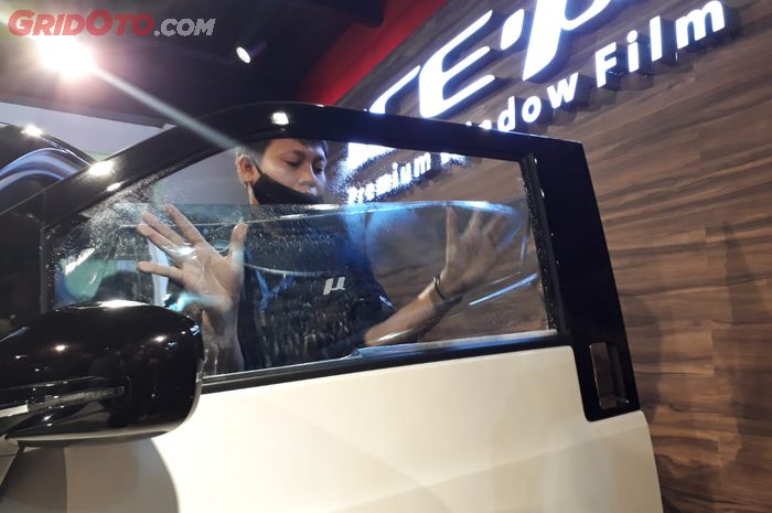 kaca film, PT Global Auto International (GAI), ICE-µ, usia pakai kaca film, Benarkah Kaca Film Harus Diganti Secara Rutin? Begini Penjelasan Ahli