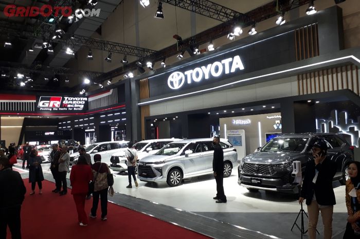 Penjualan mobil Toyota, Penjualan Toyota Juli 2025, Penjualan Mobil Lexus, Toyota+Lexus, Penjualan Toyota 2025, Grafik Penjualan Mobil Toyota+Lexus Januari-Juli 2025, Masih Stabil Dua Digit Ribuan