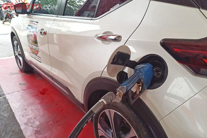pertamax, irit bbm, pertalite, isi bensin, bbm oktan tinggi, Perlu Tahu, Ini Alasan Mobil Jadi Irit BBM Efek Pakai Bensin Oktan Tinggi