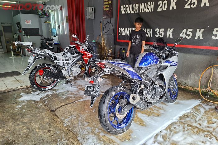 cuci motor, mesin motor, tarikan enteng, cuci steam, yamaha indonenesia motor manufacturing (YIMM), Pantesan, Ini Sebabnya Tarikan Motor Jadi Enteng Setelah Dicuci