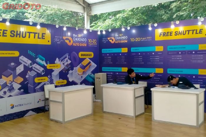 shuttle bus, GIIAS 2025, Ini 6 Titik Shuttle Bus Menuju GIIAS 2025, Tanpa Dipungut Biaya
