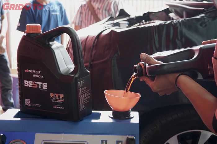 mobil matik, mobil bekas, mobil matik salah isi oli transmisi, dampak mobil matik salah pilih oli transmisi, bahaya mobil matik salah pilih oli transmisi, Gak Main-main, Ini Dampak Mobil Matik Salah Pakai Tipe Oli Transmisi