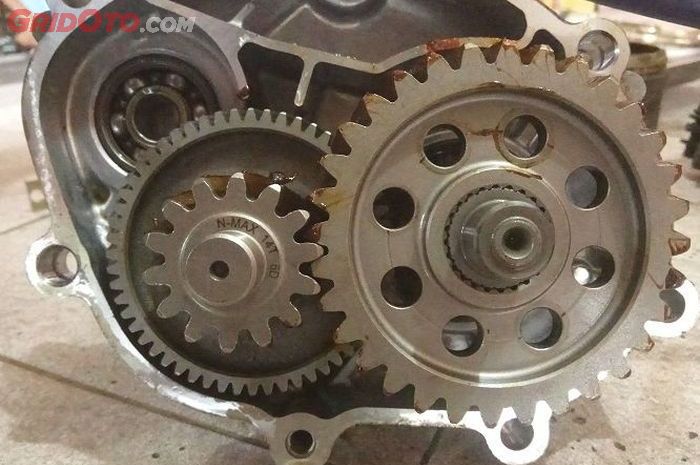 motor matic, gardan, gardan motor matic, penyebab gardan motor matik jebol, girboks motor matic, Hati-hati, Hal Sepele Ini Bikin Girboks di Motor Matic Bisa Rompal