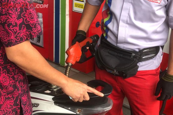 bensin, motor bekas, bahaya motor sering kehabisan bensin, bahaya motor kehabisan bensin, bahaya motor mogok kehabisan bensin, Wajib Tahu, Ini Bahaya Motor Bekas Sering Mogok Kehabisan Bensin