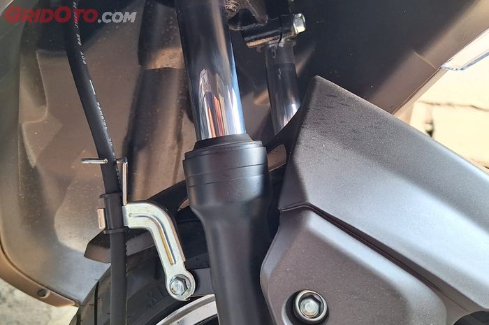 motor matic, sokbreker motor, downsize sokbreker, downsize, masalah downsize sokbreker, Ini Beberapa Masalah Setelah Downsize Sokbreker Depan Motor Matic