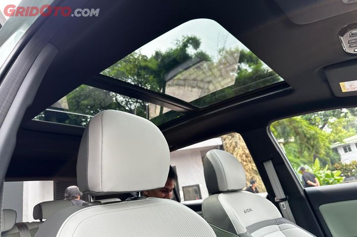 sunroof, Sunroof bocor, Sunroof Aftermarket, sunroof mobil bekas, sunroof mobil bermasalah, Sunroof Mobil Getar dan Berisik Saat Jalan, Bisa Jadi Ini Penyebabnya!