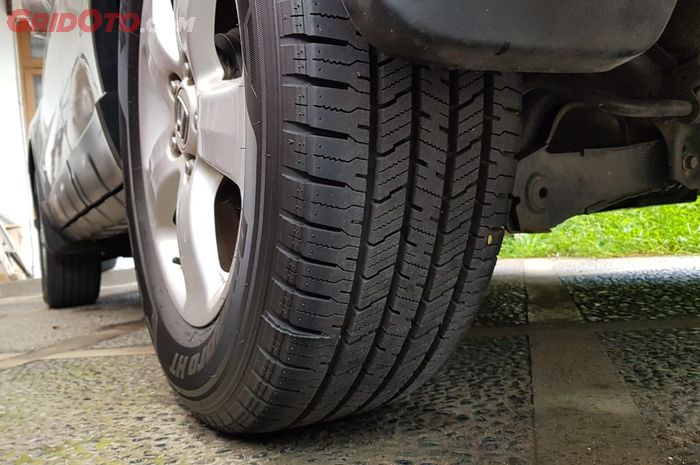 ban mobil, mobil bekas, penyebab ban mobil aus tidak merata, apa penyebab ban mobil aus tidak merata, kenapa ban mobil aus tidak merata, Waspadai Part Ini Oblak, Tapak Ban Mobil Bisa Habis Tidak Merata