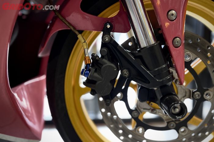 kampas rem, motor bekas, kampas rem mobil, bahan kampas rem, bahan kampas rem motor yang tidak dianjurkan, Ternyata Kampas Rem Motor Bahan Ini Gak Dianjurkan Buat Harian, Simak