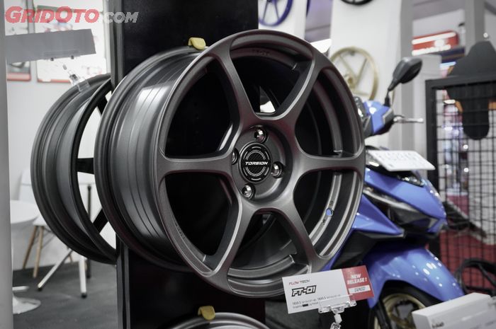 pelek, velg, velg mobil, pelek mobil, modifikasi pelek, Harus Tahu, Ini Tips Naikan Ukuran Pelek Agar Aman Dipakai Harian