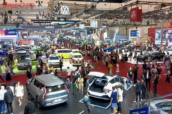 giias, GIIAS 2025, Harga Tiket GIIAS 2025, 120 Merek GIIAS 2025, Puas-puasin Sampai Kaki Pegal, GIIAS 2025 Diramaikan 120 Merek Otomotif