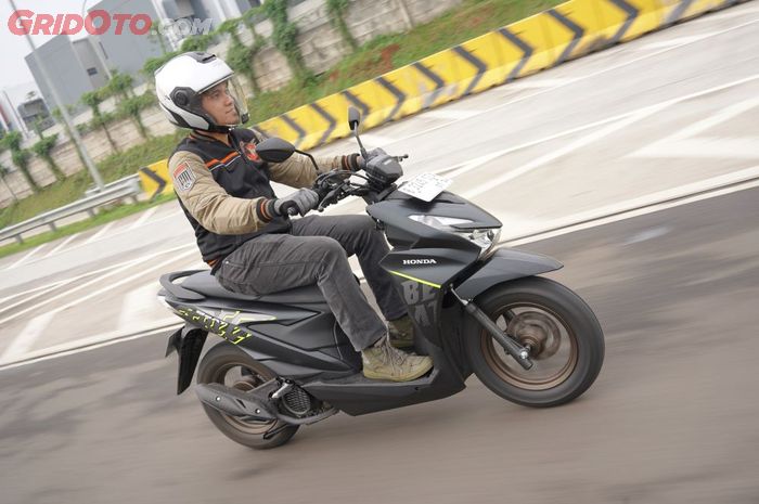 harga honda beat, harga motor honda, beat street, harga beat street baru, update harga motor, all new beat street, Ganteng Pakai Pelek 12 Inci, Ternyata Harga BeAT Street Lebih Murah dari BeAT Biasa di Juli 2025