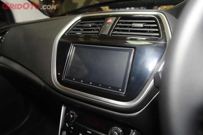 head unit, double din, single din, mobiletech, Banyak yang Bingung, Ini Bedanya Head Unit Single Din dan Double Din