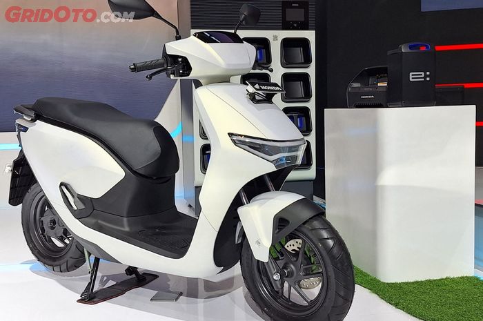motor listrik, motor listrik honda, diskon motor listrik, Honda CUV e:, Honda CUV e: Roadsync Duo, Heboh Kena Diskon Sadis, Ini Fungsi Penting Gardan di Honda CUV e: