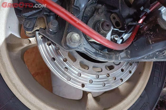 cakram, elig, piringan, Awas Begini Efeknya Membiarkan Cakram Motor yang Sudah Tidak Rata