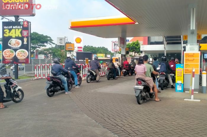 harga bbm, RON 92, Oktan 92, Harga BBM RON 92, Harga BBM RON 92 Turun di Awal Juni 2025, Cek Daftar Lengkapnya