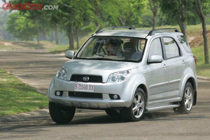 mesin mobil, mobil bekas, bawa mobil, Kompresi mesin, kebiasaan buruk bawa mobil, Ini Sebabnya Dua Kebiasaan Buruk Bawa Mobil Bekas Harus Diwaspadai