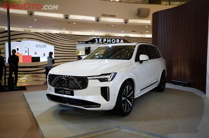 volvo, performa, tenaga, volvo xc90, Plug-in hybrid electric vehicle, Jangan Ketipu Tampang Kalem, Performa Volvo XC90 Bisa Sebuas Ini