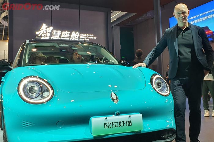 mobil listrik, GWM ORA, Auto Shanghai 2025, Andrew Dyson Desainer Mobil Listrik Ora yang Kabarnya Akan Masuk Indonesia