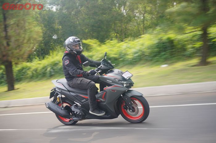 motor baru yamaha, harga Yamaha Aerox, YECVT, Aerox Alpha, Y-SHIFT, harga aerox alpha, Ada YECVT Biar Akselerasi Nampol, Intip Update Harga Yamaha Aerox Alpha Per Juli 2025