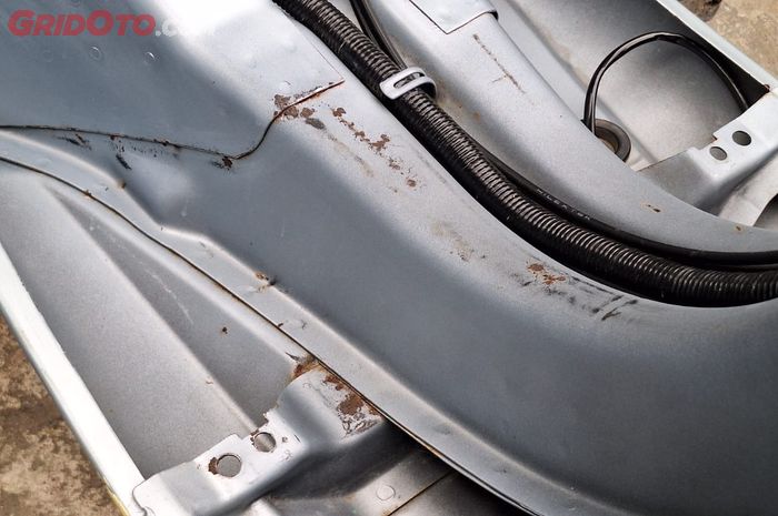 berkarat, vespa, rangka, vespa matic, jk motoworks, Awas Akibat Hal Sepele Ini Rangka Vespa Matic Bisa Mudah Berkarat