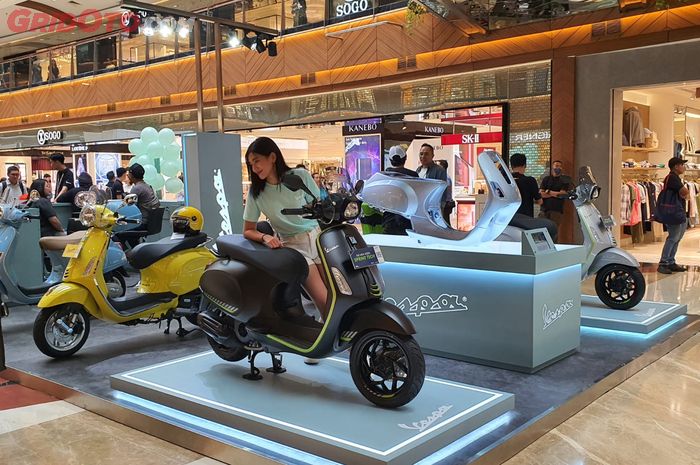 sprint, vespa, vespa primavera, vespa matic, Khusus di Pameran Ini Beli Vespa Matic Gratis Aksesori Rp 3,5 Juta
