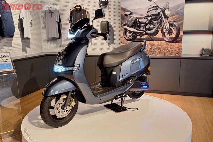 TVS iQube S, TVS iQube S 2025, Harga Turun Drastis, Segini Penjualan TVS iQube S saat Masih Rp 52 Jutaan