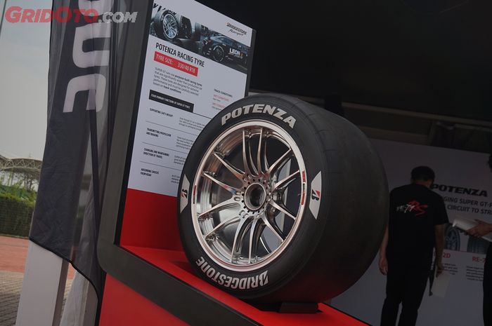 motorsport, super gt, Bridgestone Potenza, Super GT Malaysia, Ban Super GT 2025 Kuat Berapa Lap? Ini Kata Bos Bridgestone Motorsport