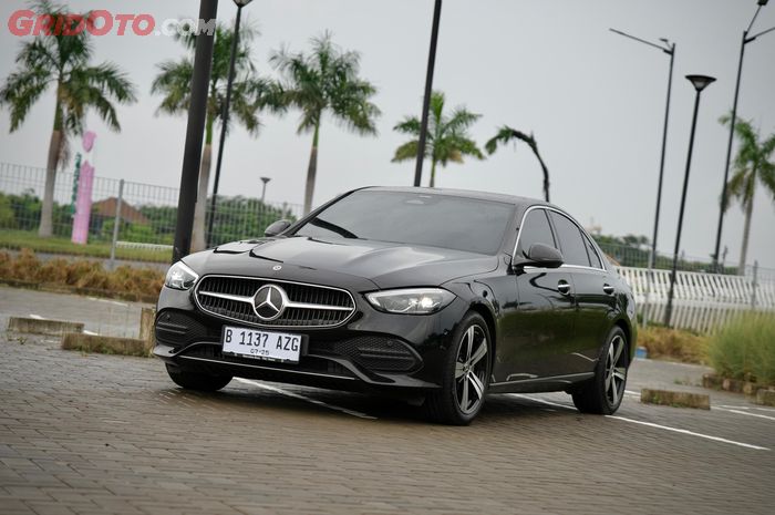kenyamanan, mercedes-benz, mercedes-benz c200, C200, Orientasi Kenyamanan Penumpang, Sesenyap Ini Kabin Mercedes-Benz C200