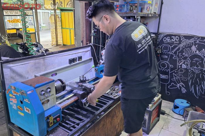upgrade CVT, cvt motor matic, Mr. CVT Custom, Lebih Cepat dan Murah, Bengkel Ini Upgrade CVT Pakai Part Bawaan Motor