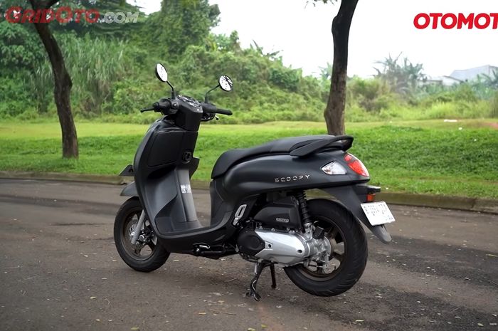 honda scoopy, kick starter, Harga honda scoopy, scoopy baru, honda scoopy kick starter, scoopy smart key, Honda Scoopy Baru Nggak Ada Kick Starter? Tenang, Tipe yang Ini Masih Punya Kok