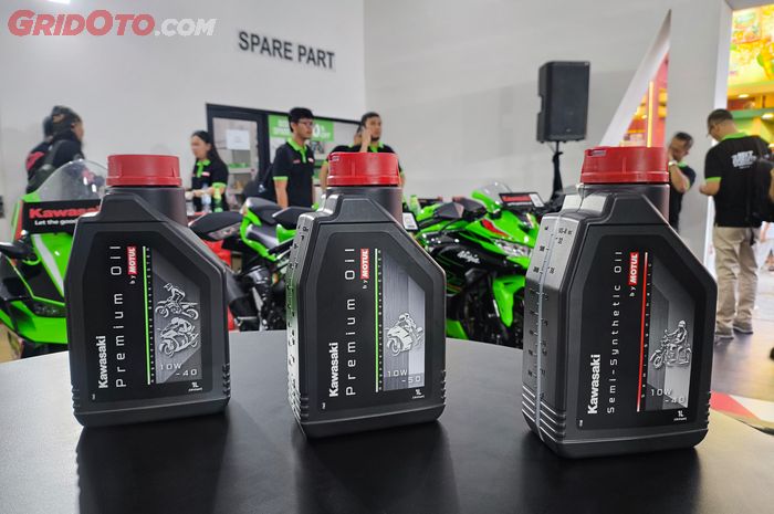 kawasaki ninja, oli mesin, oli kawasaki, oli mesin motor, ninja zx25r, Kawasaki Ninja ZX-25 Tidak Harus Pakai Oli Full Sintetik, Oli Ini Sudah Cukup