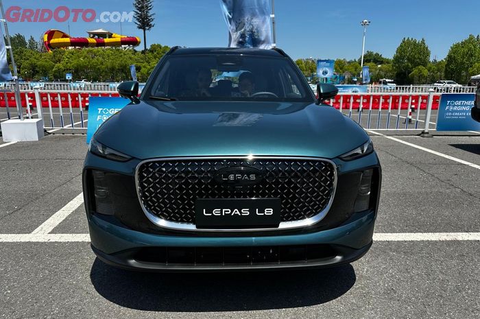 mobil baru, PT Chery Sales Indonesia, GIIAS 2025, Lepas L8, Chery Tiggo Cross Hybrid, Terungkap, Ini Tiga Mobil Baru yang Dibawa Chery di GIIAS 2025