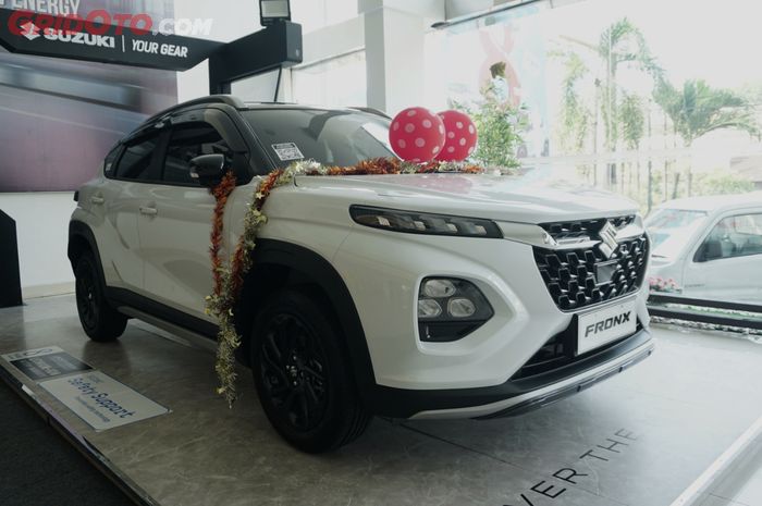 suzuki, Suzuki Fronx, harga suzuki fronx, harga suzuki fronx di yogyakarta, Diskon suzuki fronx, Harga Suzuki Fronx Dipangkas Rp 10 Juta Buat 200 Pembeli Pertama di Yogyakarta, Inden Berapa Lama?