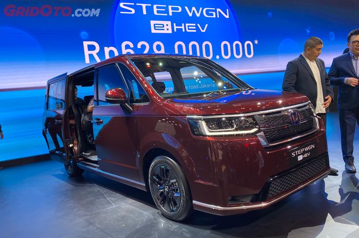 mobil, honda, Honda Step WGN e:HEV, GIIAS 2025, Step WGN, Simak, Ada 100 Fungsi yang Dirancang untuk Keluarga di Step WGN e:HEV