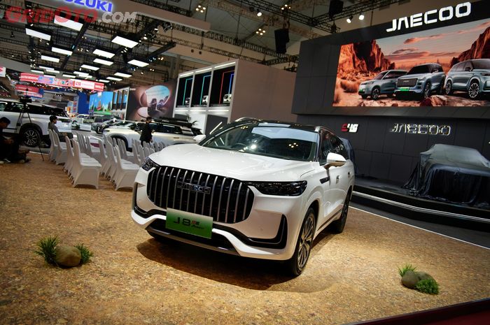 Jaecoo, Jaecoo J8, GIIAS 2025, JAECOO J8 SHS, Versi SHS JAECOO J8 Tampil Di GIIAS 2025, Bisa Tempuh 1.300 Km Lebih