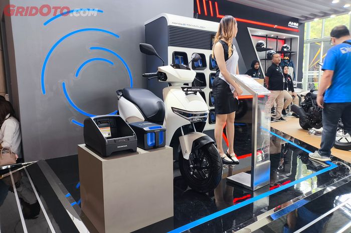 honda, motor listrik, giias, GIIAS 2025, Honda CUV e:, Ramai Dijual Cuma Rp 19 Juta, Honda CUV e: Kena Diskon Lagi Selama GIIAS 2025