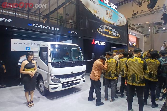 giias, mitsubishi fuso, kendaraan komersial, eCanter, Gak Perlu Keluarin Uang Banyak, Mitsubishi Fuso eCanter Bisa Disewa