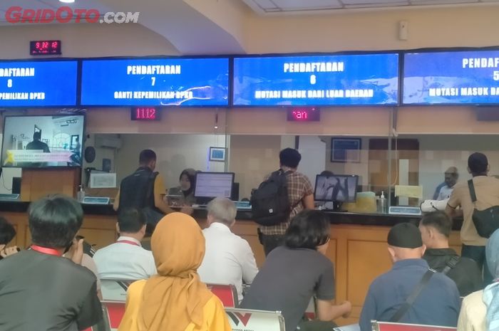 polda, stnk motor, bpkb motor, balik nama STNK, proses balik nama kendaraan, Balik Nama BPKB, prosedur balik nama motor, Simak Syarat hingga Prosedur Balik Nama Motor Bekas Beda Samsat