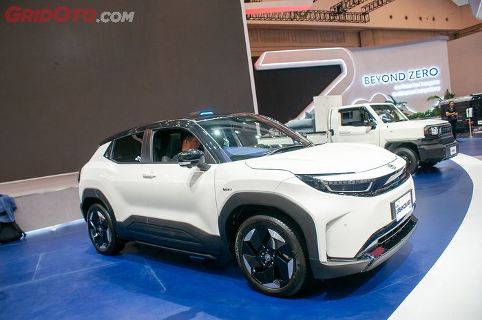 toyota, mobil baru, GIIAS 2025, Suzuki e Vitara, Toyota Urban Cruiser, Mengintip Detail Toyota Urban Cruiser EV, BEV Keren Toyota-Suzuki