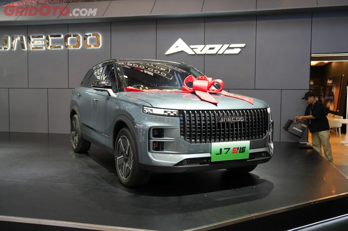 Handover ceremony, Jaecoo, Jaecoo J7, GIIAS 2025, Jaecoo Handover J7 SHS di GIIAS 2025, Ini Kata Konsumen Pertama